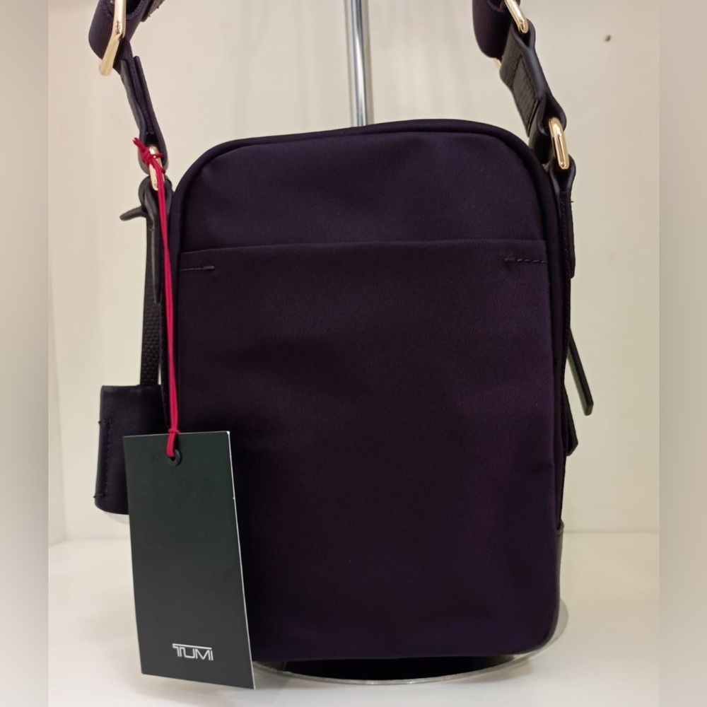 NWT TUMI Voyageur RAMA Crossbody Shoulder Purse Blackberry Purple - Picture 3 of 6
